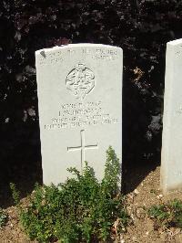 Blighty Valley Cemetery - Hodgson, Isaac William