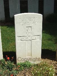 Blighty Valley Cemetery - Hunt, F J