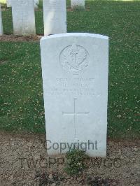 Blighty Valley Cemetery - Jones, Harold