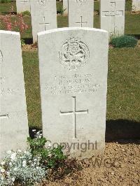 Blighty Valley Cemetery - Morton, H