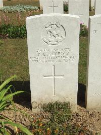 Blighty Valley Cemetery - Penfold, P E