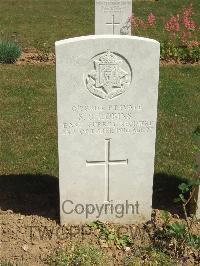 Blighty Valley Cemetery - Robins, S G