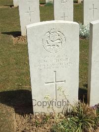 Blighty Valley Cemetery - Stringer, George Harold