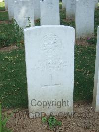 Blighty Valley Cemetery - Thompson, George Ernest