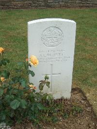 Connaught Cemetery - Bluett, James L.