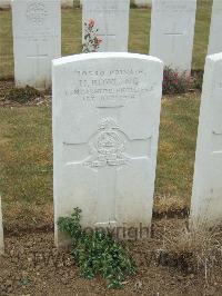 Connaught Cemetery - Bowling, H