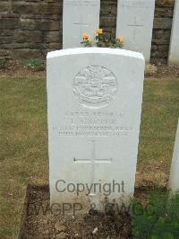 Connaught Cemetery - Carter, E