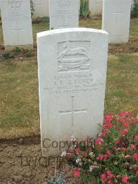 Connaught Cemetery - Carter, J R