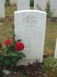 Connaught Cemetery - Curtis, R