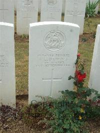 Connaught Cemetery - Downes, F E