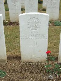 Connaught Cemetery - Edwards, Harold Wellstone Hurst