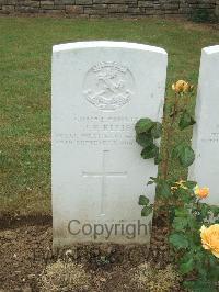 Connaught Cemetery - Ellis, John Edward