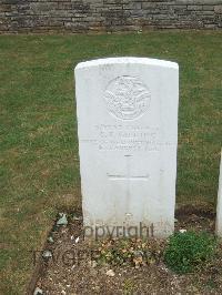 Connaught Cemetery - Gilling, G F