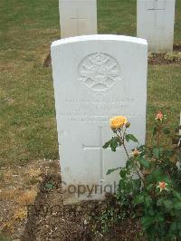 Connaught Cemetery - Godwin, L W