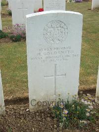 Connaught Cemetery - Goldsmith, M