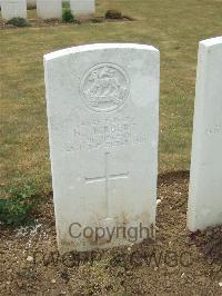 Connaught Cemetery - Hibbert, H J