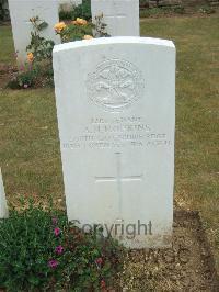 Connaught Cemetery - Hopkins, A M