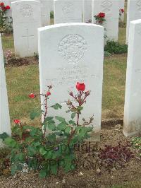 Connaught Cemetery - Hunter, T