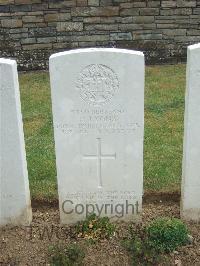 Connaught Cemetery - Lyons, H