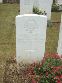 Connaught Cemetery - Matthews, Wilfrid