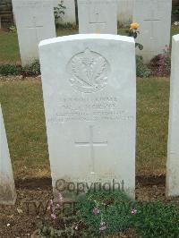 Connaught Cemetery - Morris, William John