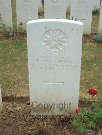 Connaught Cemetery - Munn, Thomas