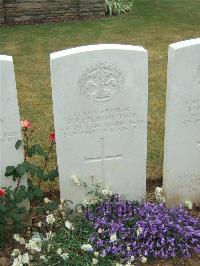 Connaught Cemetery - Pilkington, John Perry