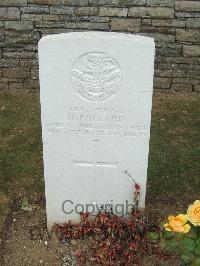 Connaught Cemetery - Pollard, H