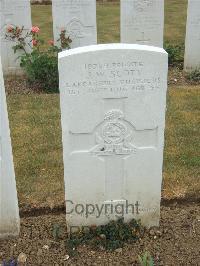 Connaught Cemetery - Scott, James Tees