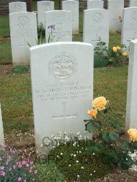 Connaught Cemetery - Shufflebotham, William Mellor