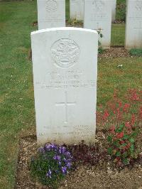 Connaught Cemetery - Storey, Alvara