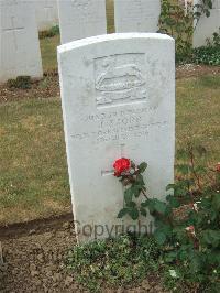 Connaught Cemetery - Storr, J