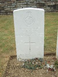 Connaught Cemetery - Tagg, W E