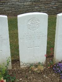 Connaught Cemetery - Warwick, G