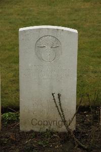 Ancre British Cemetery Beaumont-Hamel - Campbell, J