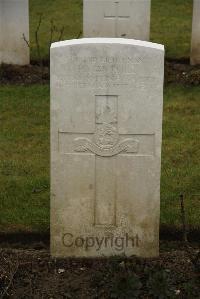 Ancre British Cemetery Beaumont-Hamel - Carroll, P