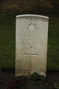 Ancre British Cemetery Beaumont-Hamel - Chapman, J E