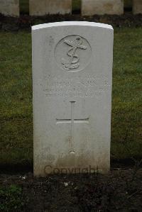 Ancre British Cemetery Beaumont-Hamel - Charles, W J