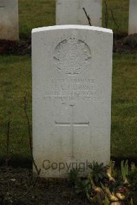 Ancre British Cemetery Beaumont-Hamel - Clarke, J L