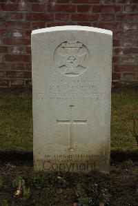 Ancre British Cemetery Beaumont-Hamel - Clements, W L