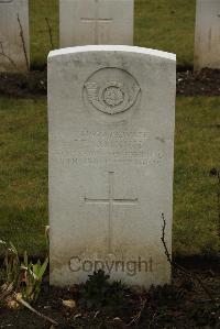 Ancre British Cemetery Beaumont-Hamel - Cornish, F