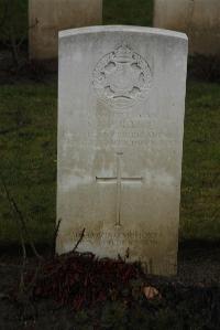 Ancre British Cemetery Beaumont-Hamel - Courtice, Victor