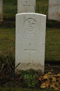 Ancre British Cemetery Beaumont-Hamel - Davie, Albert