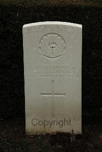 Ancre British Cemetery Beaumont-Hamel - Desborough, Noah Lawrence