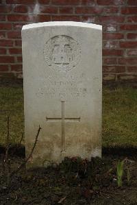 Ancre British Cemetery Beaumont-Hamel - Doyle, G M