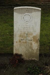 Ancre British Cemetery Beaumont-Hamel - Dundon, J