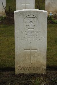 Ancre British Cemetery Beaumont-Hamel - Ellis, A