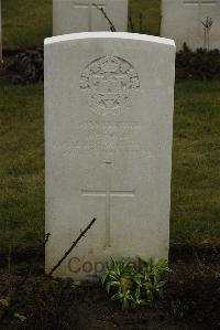 Ancre British Cemetery Beaumont-Hamel - Ford, Martin