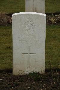 Ancre British Cemetery Beaumont-Hamel - Fretwell, E