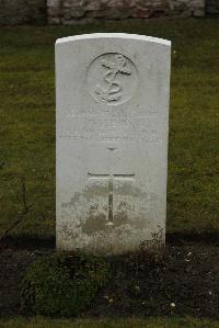 Ancre British Cemetery Beaumont-Hamel - Gale, T